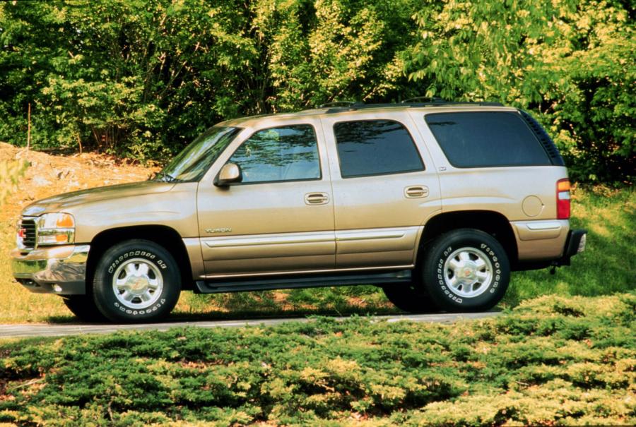  GMC Yukon 2000 года  (фото 42 из 51)